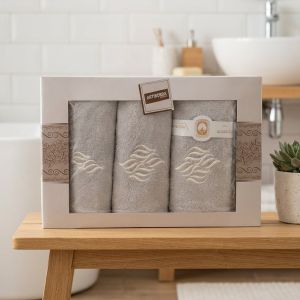 Dárkový set froté ručníků a osušek 361, 3-dílný, světle šedá s výšivkou, 1x 30x50cm + 1x 50x90cm + 1x 70x140cm