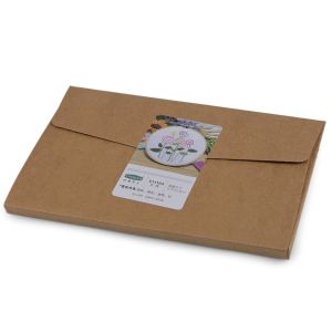 Dětská vyšívací dárková sada s předtištěným motivem 940198/2, barevné růže (předtisk, jehly a příze), 15x22cm, průměr 18cm